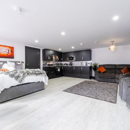 Market Square Apartments ブッシュミルズ エクステリア 写真